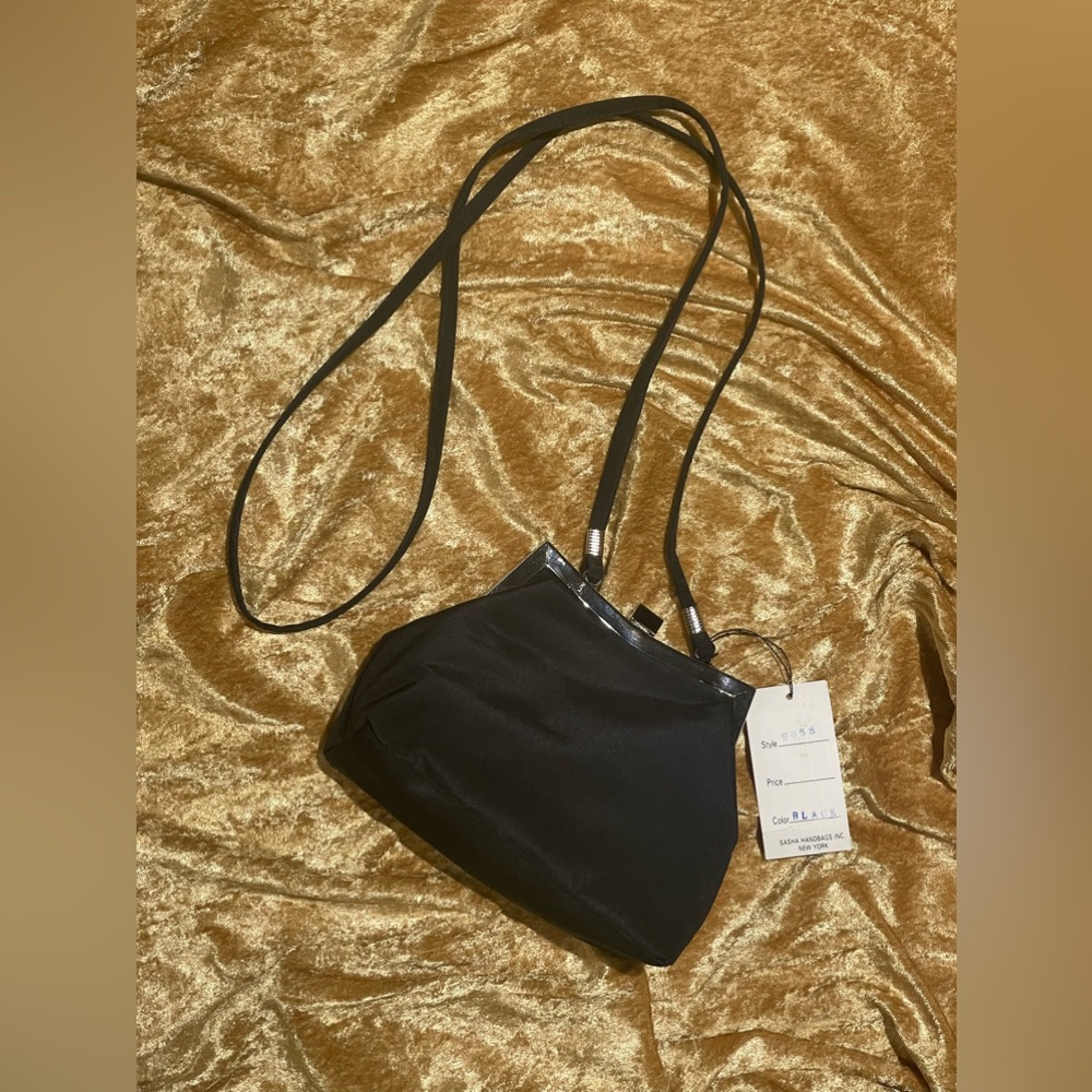 Sasha Handbag Inc. New York Style S858 Inside pocket Black long Strap